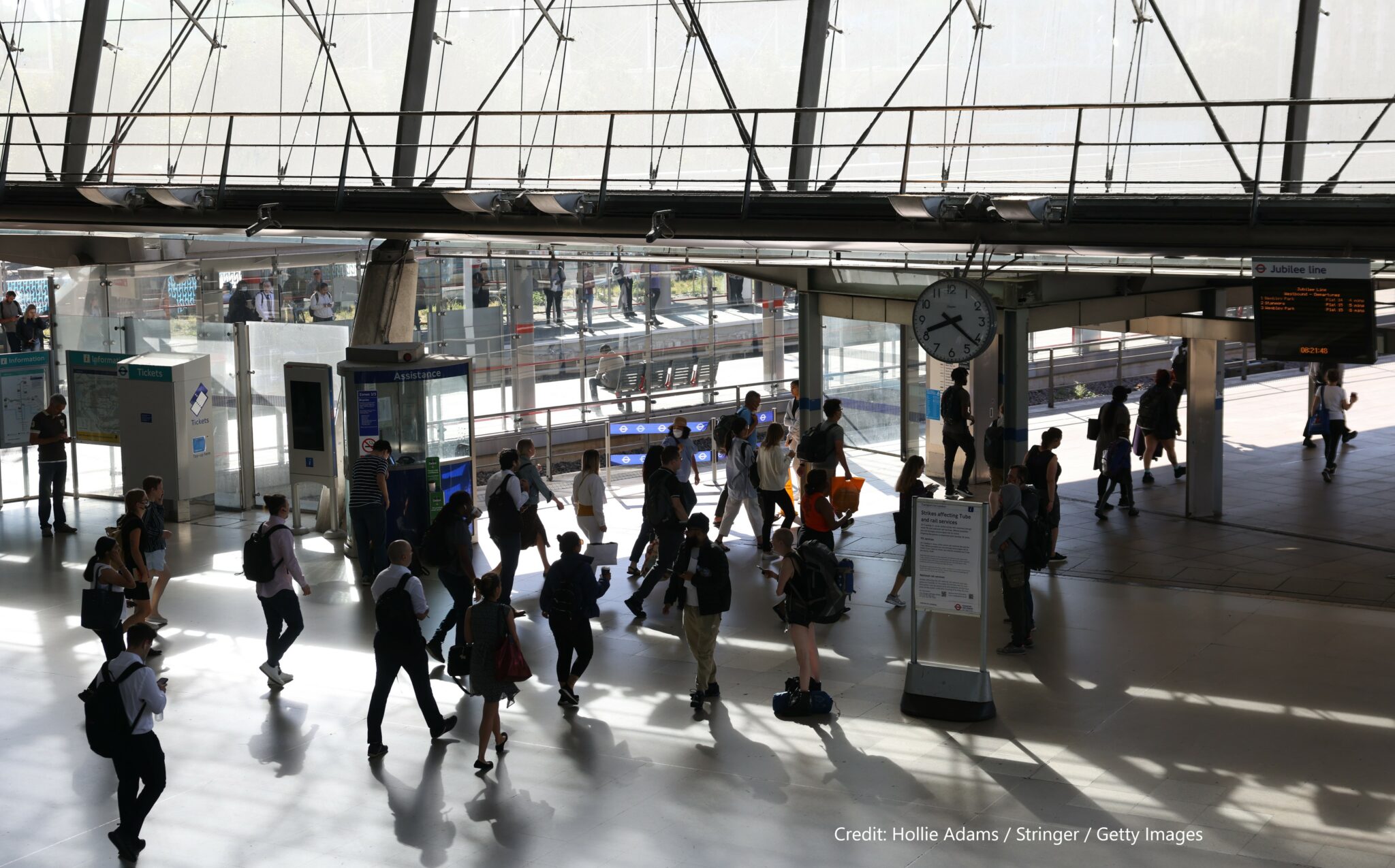 Attitudes towards migration for work remain positive - UK in a changing ...